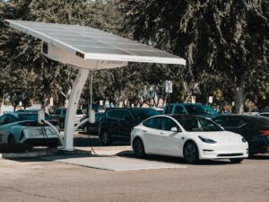 Battery technology is undergoing a revolution and solid-state batteries have the potential to revolutionize electric vehicles.