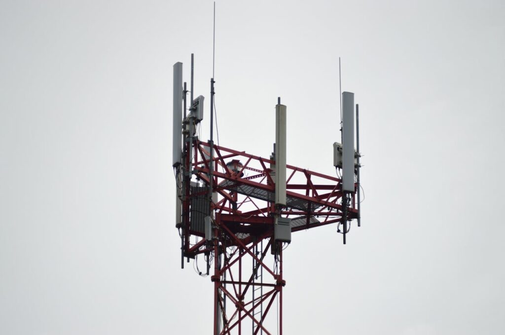 The Importance of 5G and 6G in the Construction of a Digital World That Is Highly Connected