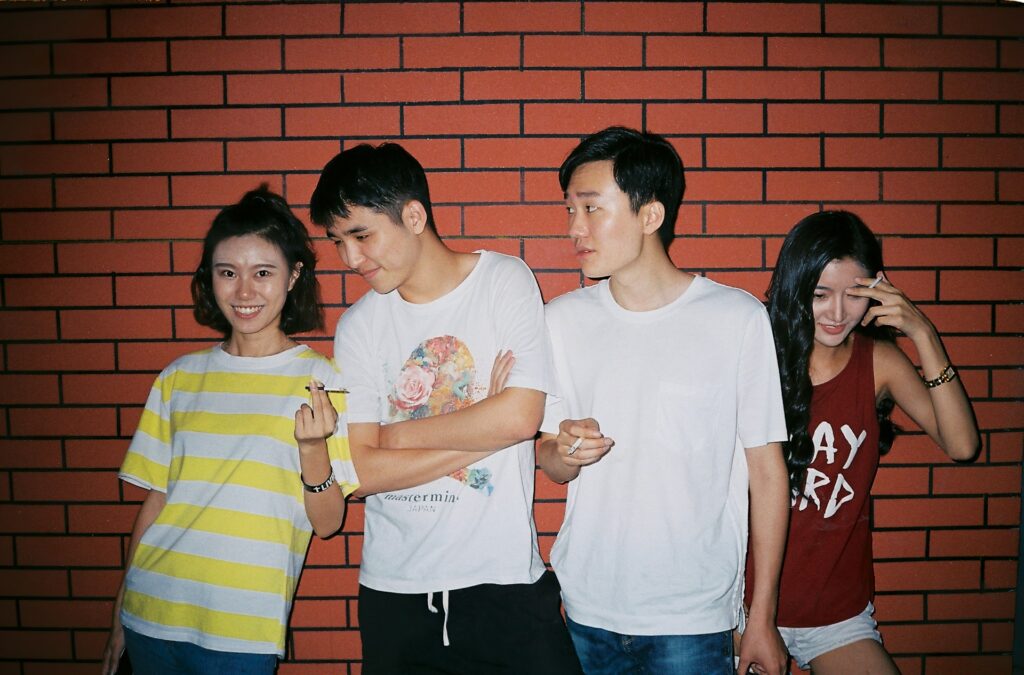 As Opportunities Diminishes, Young Chinese Rely on Memories