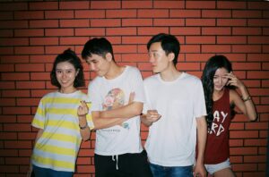 As Opportunities Diminishes, Young Chinese Rely on Memories
